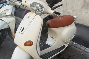 Piaggio Vespa 125 ET4 - 1999