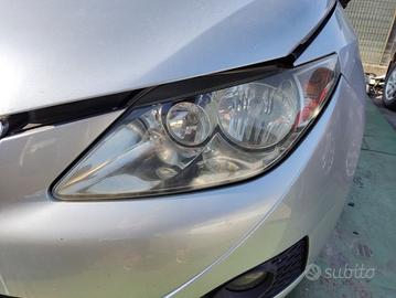 Proiettore sinistro SEAT IBIZA del 2010
