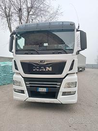 Man tgx 26-460 motrice tre assi