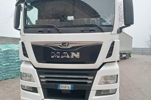 Man tgx 26-460 motrice tre assi