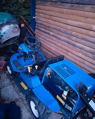 Iseki SRA 800 2WD - Trattorino trinciaerba