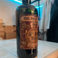 Bottiglia vuota vermouth del professore
