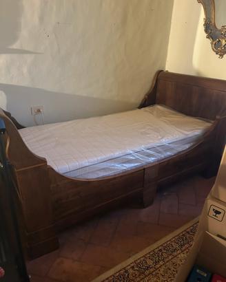 Letto antico