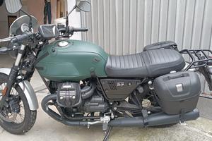 MOTO GUZZI ROUGH V7