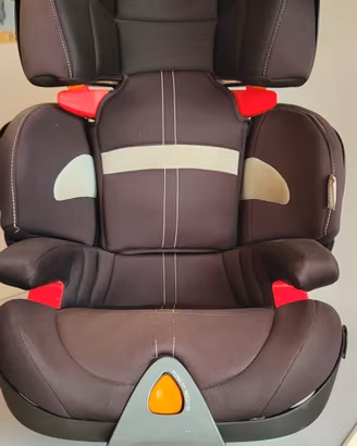 Seggiolino auto Oasys FixPlus di Chicco,
