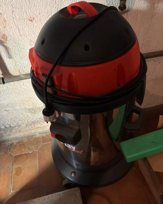 Aspirapolvere industriale