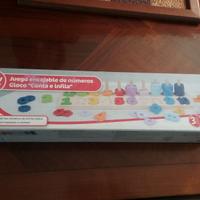 Gioco in legno conta e infila