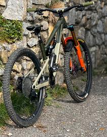 Mtb Rocky Mountain altitude carbon