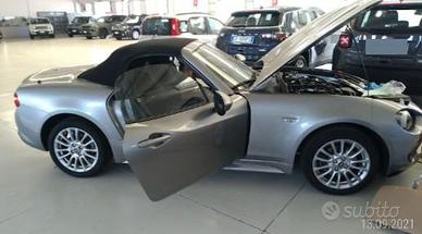 fiat 124 spider  turbo