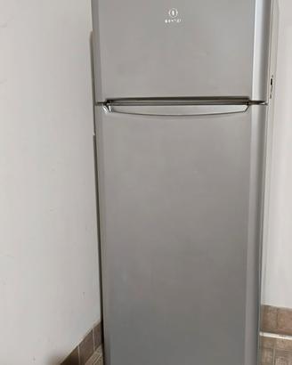Frigorifero Indesit classe A+