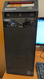 Monitor, PC desktop, tasiera e mouse