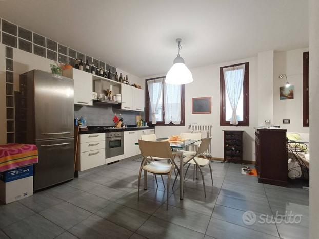 Elegante appartamento di 90 m² su due livelli