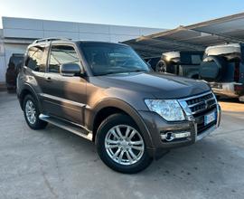 Mitsubishi Pajero 3.2 DI-D 190cv 3p. Aut. AWD