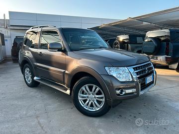 Mitsubishi Pajero 3.2 DI-D 190cv 3p. Aut. AWD