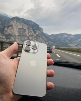 iPhone 15 Pro 256gb Natural Titanium
