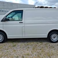 Volkswagen Transporter 150 Cv - Anno 2020 - Euro 6