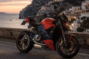 Ducati streetfighter v2 2024