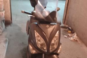 scooter benelli 