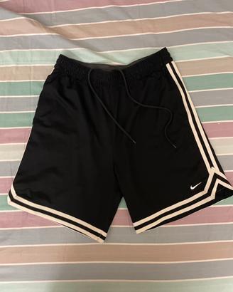 Pantaloncini Nike Dry Fit taglia L