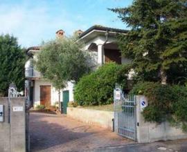 Villa a Moglia (MN)