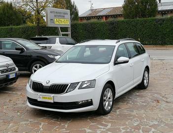 SKODA Octavia 2.0 TDI SCR 150 CV DSG Wagon Execu