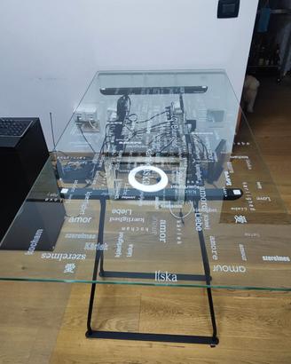 scrivania in vetro Ikea 150x80 cm