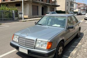 Mercedes E200 1989