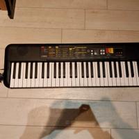 Pianola Yamaha Digital Keyboard PSR-F52