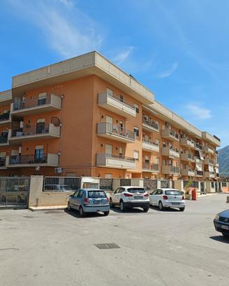 Via Alfofonte pressi Piazza Pagliarelli Magazzino