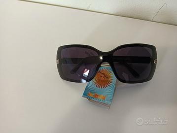 occhiali da sole 