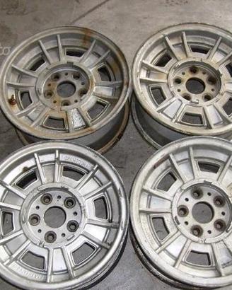 Cerchi lega e pneumatici FIAT e Ferrari