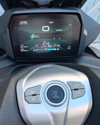 Scooter Voge sr4 max