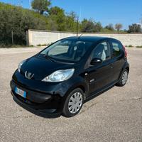 Peugeot 107 1.0 5p. Sweet Years neopatentati OK