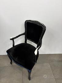 Poltroncina vintage nera in velluto