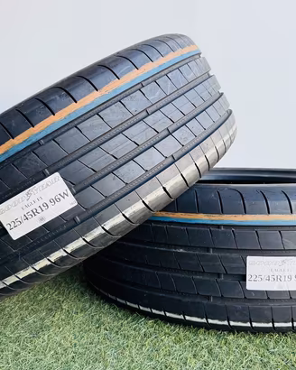 X2: Estive 225/45R19 96W -GOODYEAR- al 90%