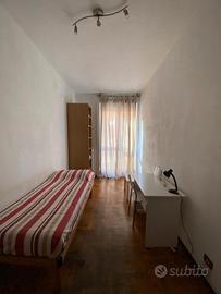 Stanza Singola/Posto Letto in Trilocale