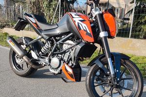 KTM Duke 125 ABS 