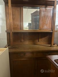 Credenza doppio corpo in stile liberty