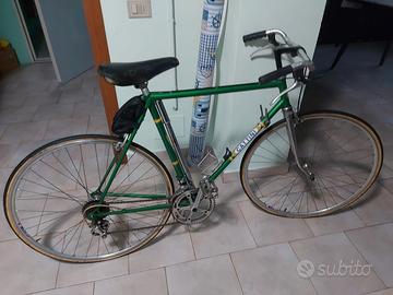 Bicicletta da corsa con manubrio da passeggio