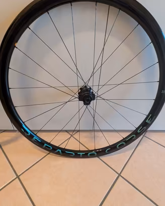 Ruote Reparto Corse da 33 mm in carbonio