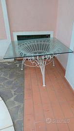Tavolino in ferro battuto 