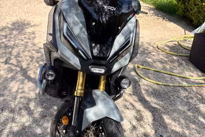 Honda Xadv  750