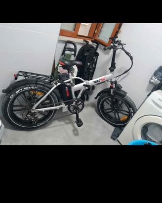 bicicletta elettrica 250 Watt 