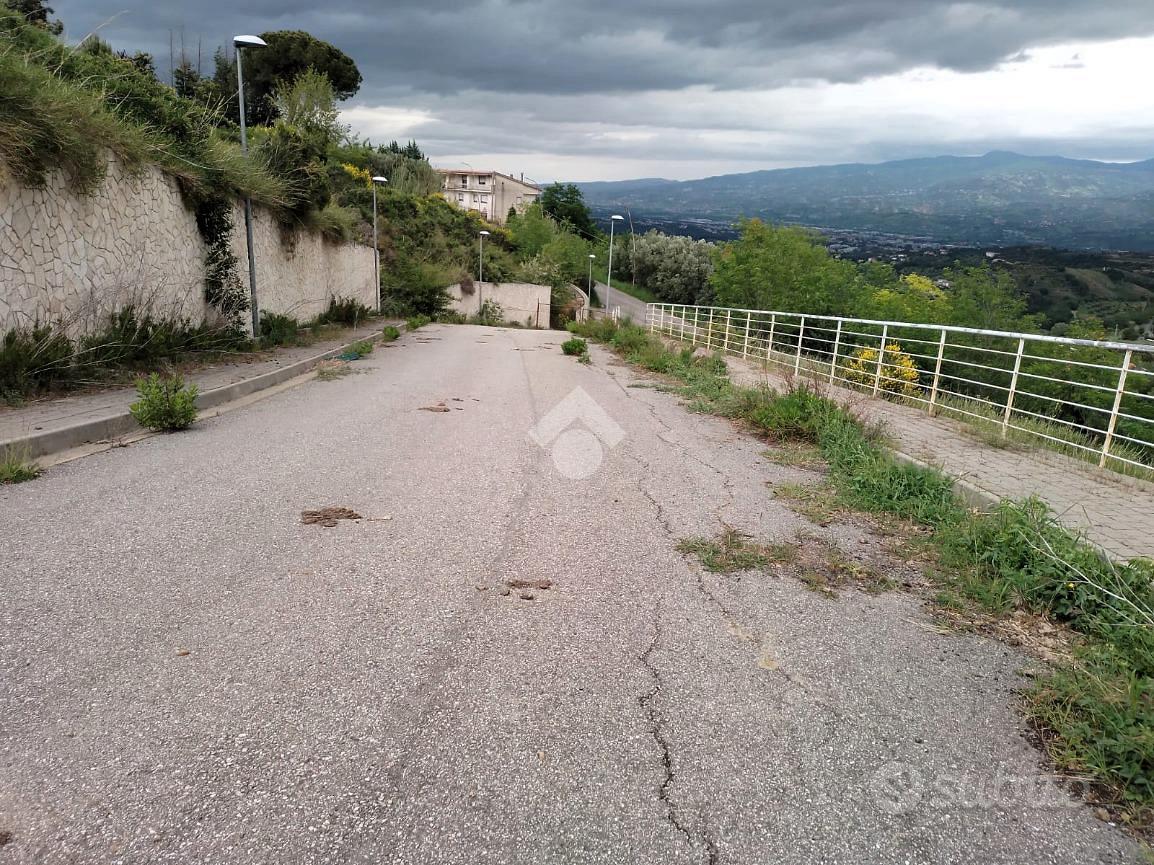 TER. RESIDENZIALE A CASTROLIBERO - Vista 2
