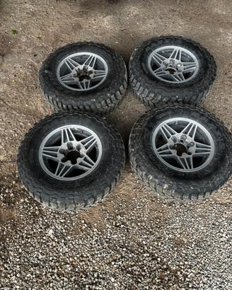 Gomme e Cerchi attacco Giapponese 6 fori