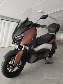 Yamaha XMAX 300