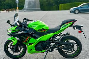 Kawasaki Ninja 400 - 2023