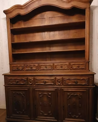 Credenza con Piattaia in noce