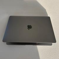 MacBook Air M1 – 8GB RAM – 256GB SSD