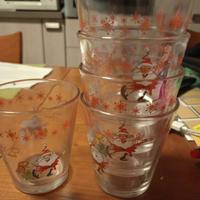 bicchieri e tazze natalizi 